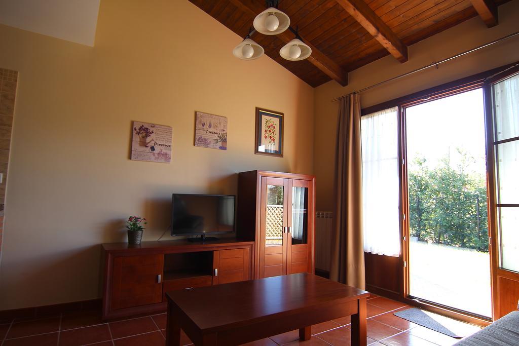 Apartamentos Rurales Senda Costera Hontoria Extérieur photo