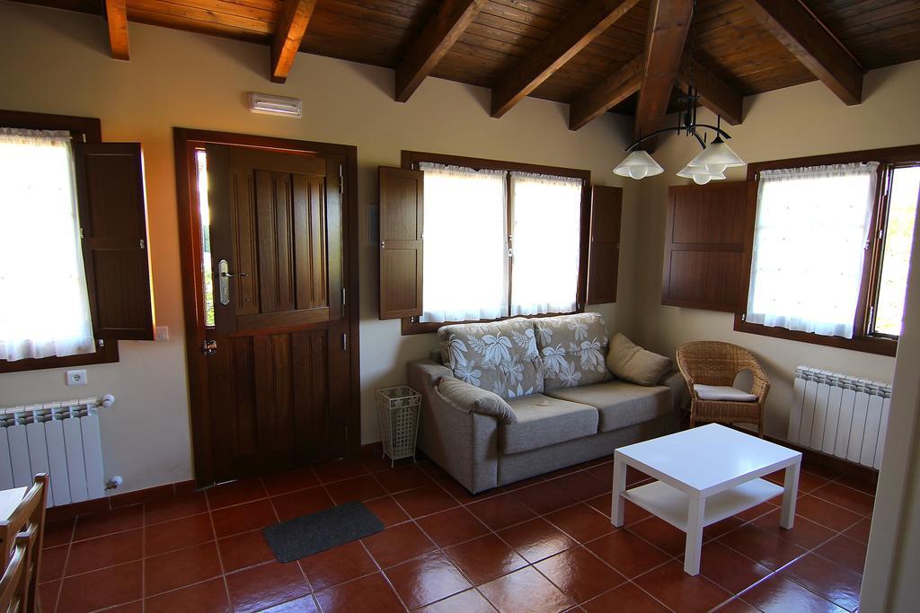Apartamentos Rurales Senda Costera Hontoria Chambre photo