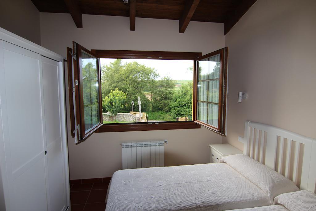 Apartamentos Rurales Senda Costera Hontoria Chambre photo